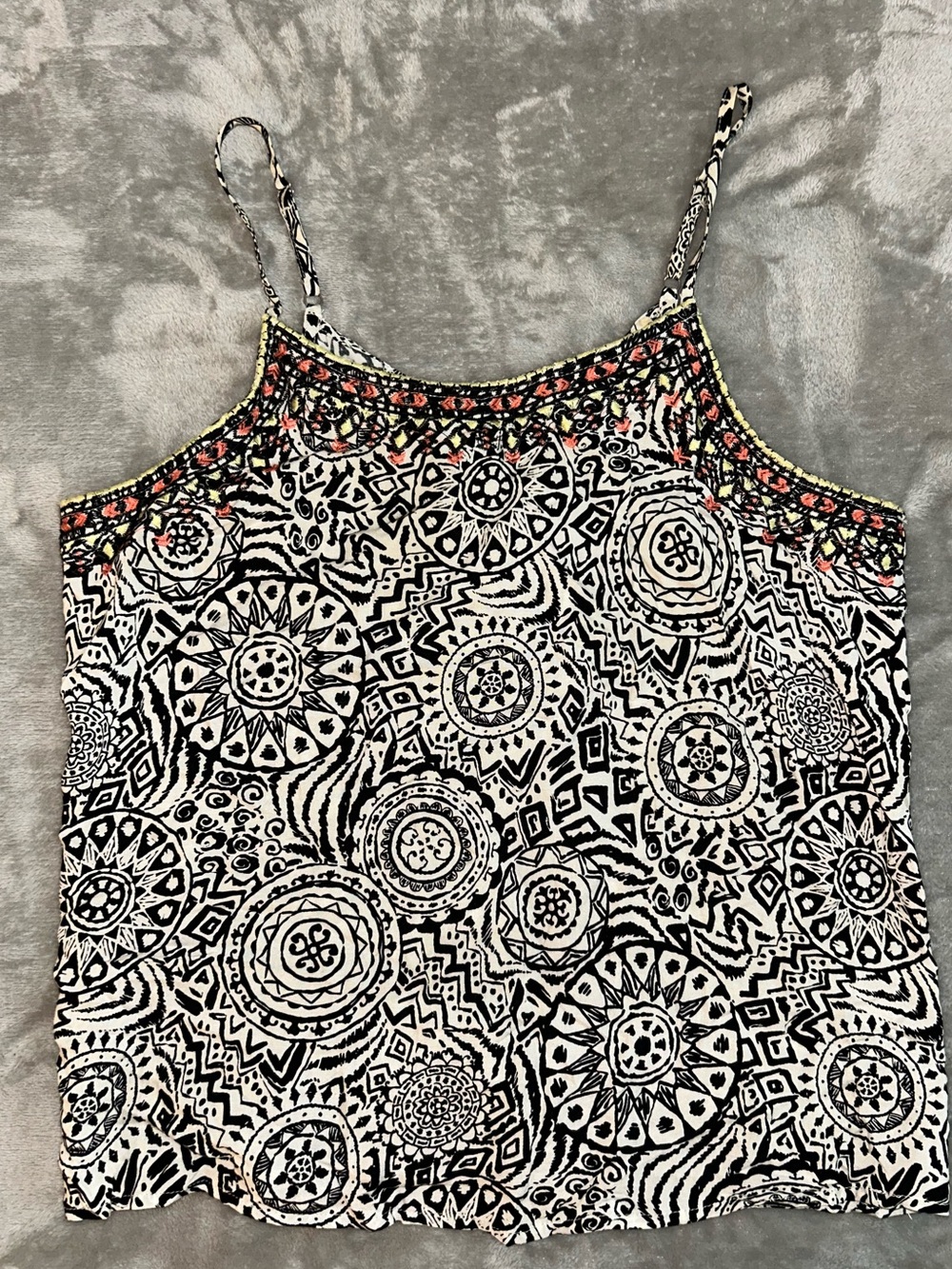 Embroidered print tank top - M